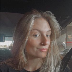 Meet your Posher, Celeste